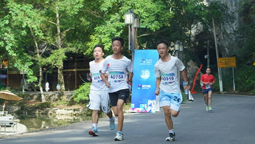 跑進(jìn)千年古韻，助力鄉(xiāng)村振興 黔東南傳統(tǒng)村落健身休閑大會(huì)鐵溪露營(yíng)季活力啟幕